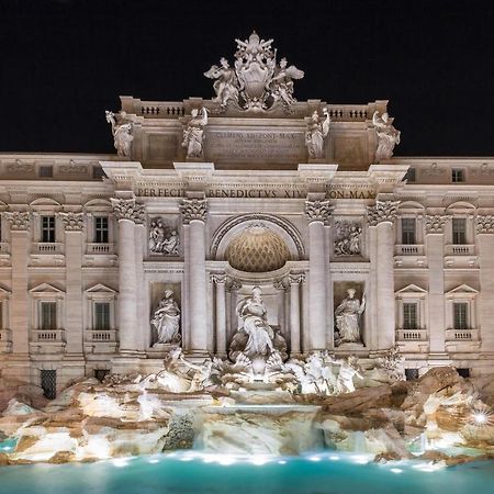 Palace Fontana Di Trevi Home Rome Exterior photo